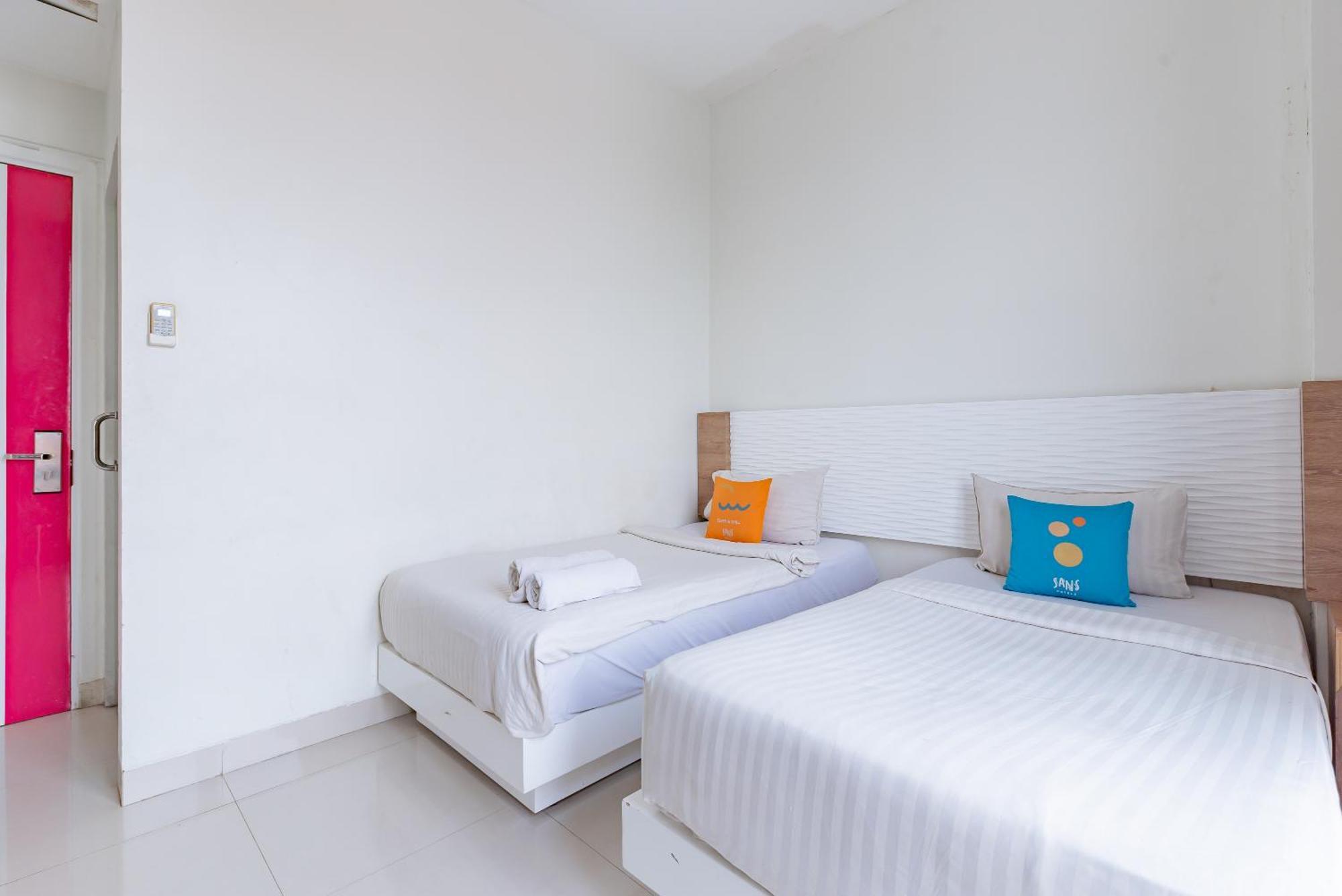 Sans Hotel Diemdi Kiaracondoong Bandung Exterior foto